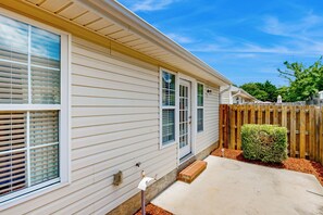 Rumah (2 Bedrooms) | Interior