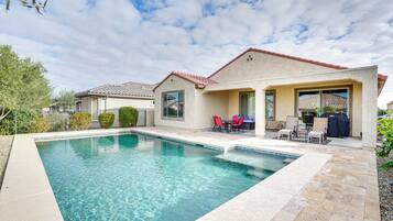 House (2 Bedrooms) | Front of property