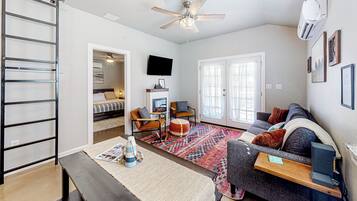 Nhà (2 Bedrooms) | Nội thất