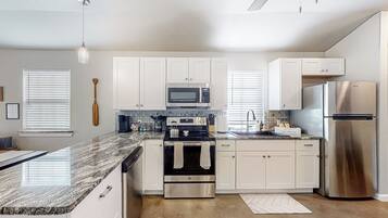 Rumah (2 Bedrooms) | Interior