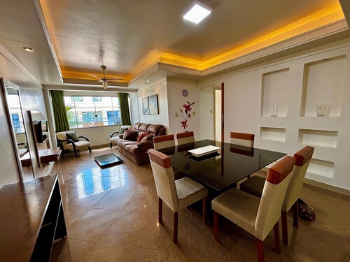 Apt w/ Suite 30 m From the sea in Itapema Cae0103