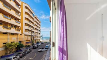 Basic Apartment | Interior