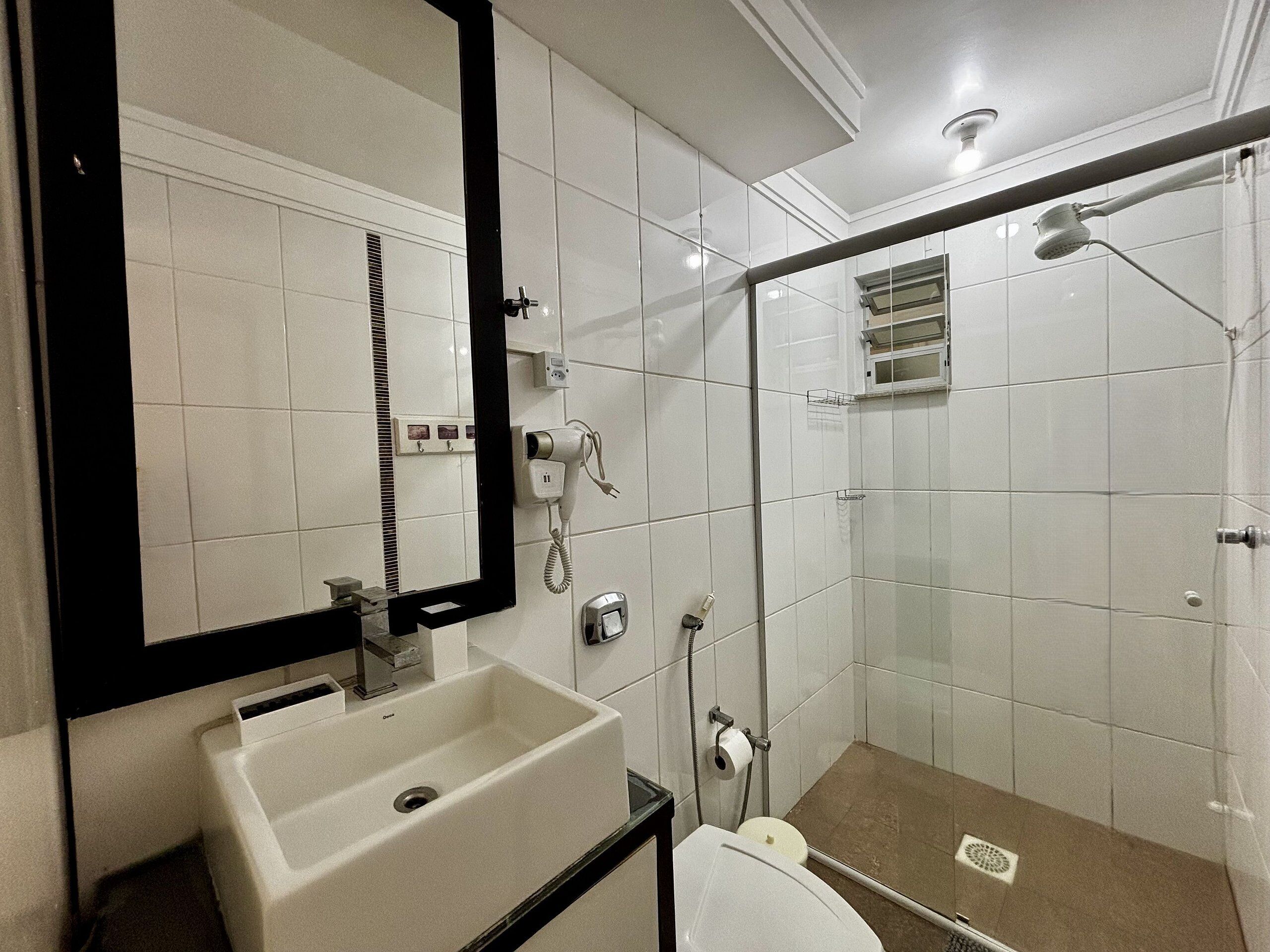 Apartamento básico | Banheiro