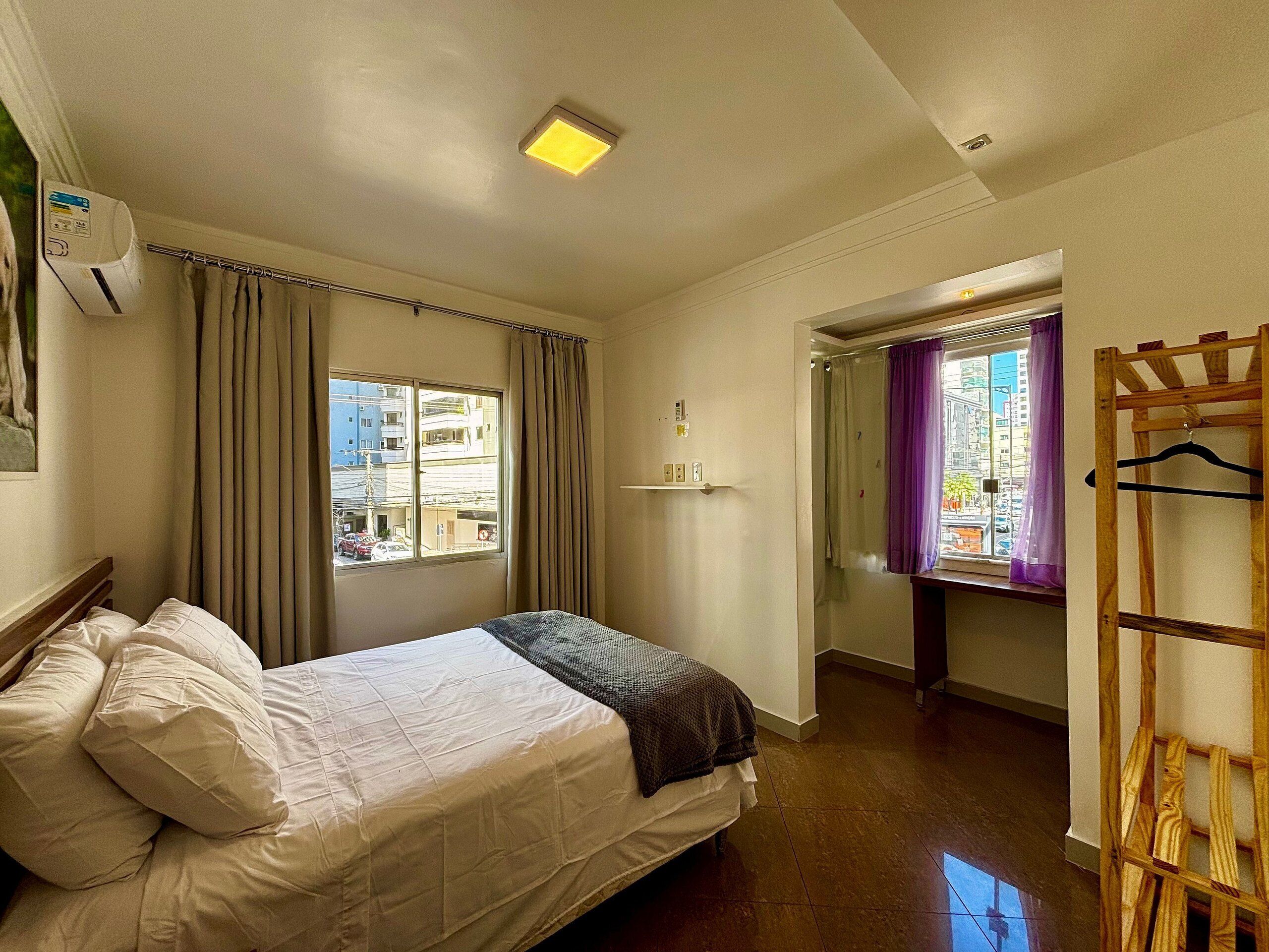 Apartamento básico | 2 quartos, Wi-Fi de cortesia