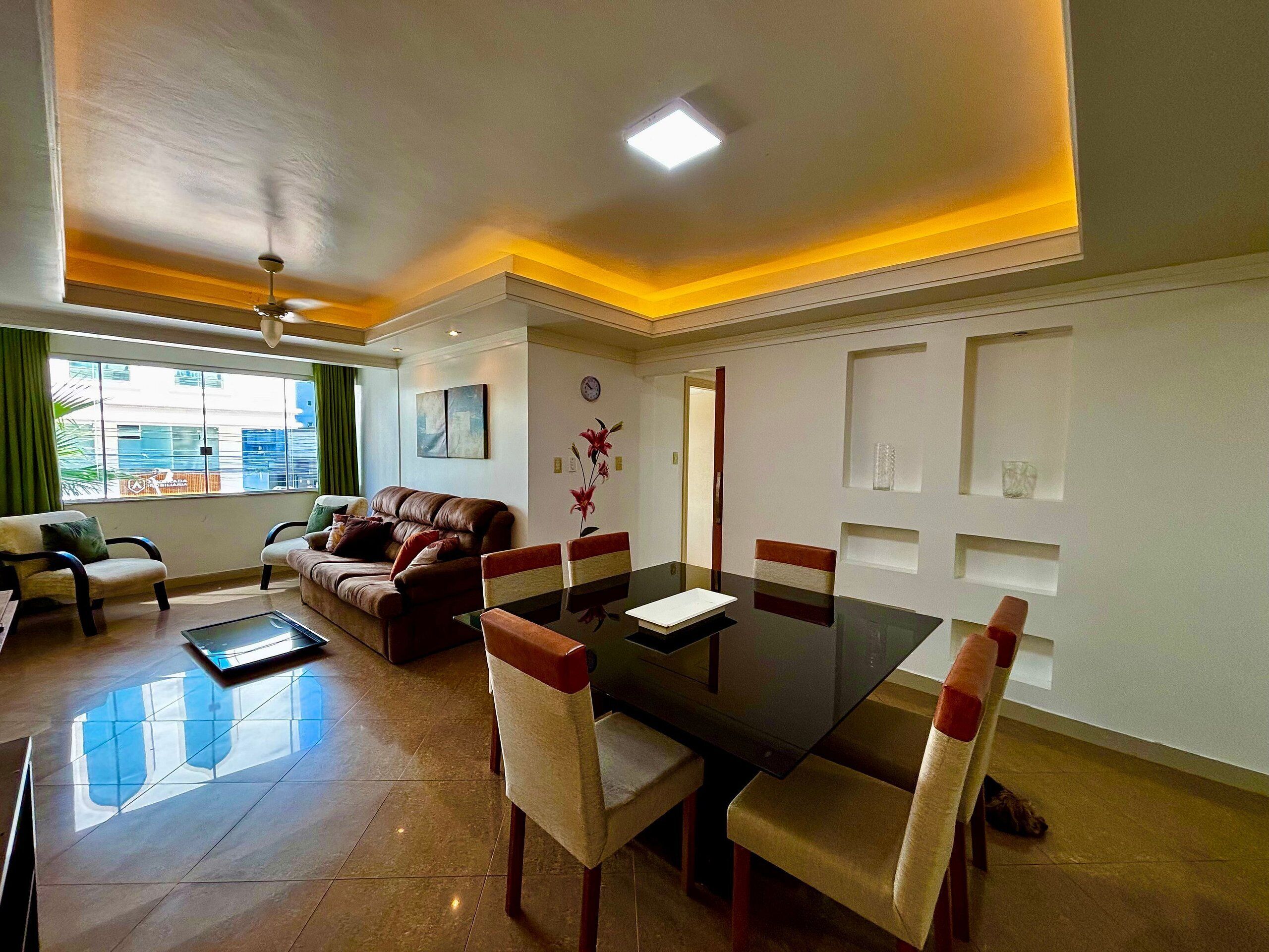 Apartamento básico | Sala de jantar