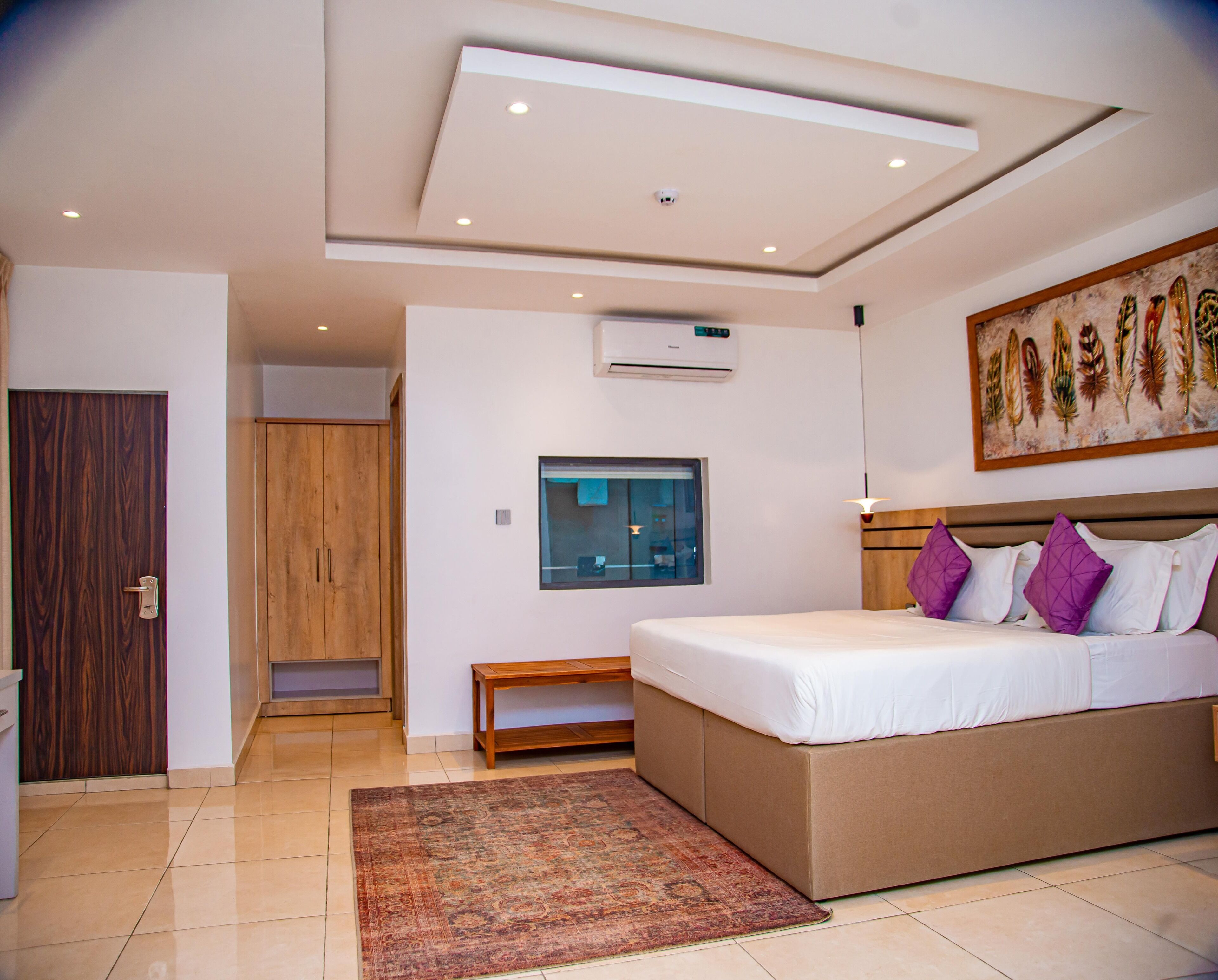 Family Room, Balcony, City View | Desk, laptop workspace, soundproofing, free WiFi