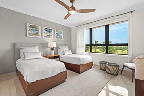 Apartamento luxo, sacada | Wi-Fi de cortesia