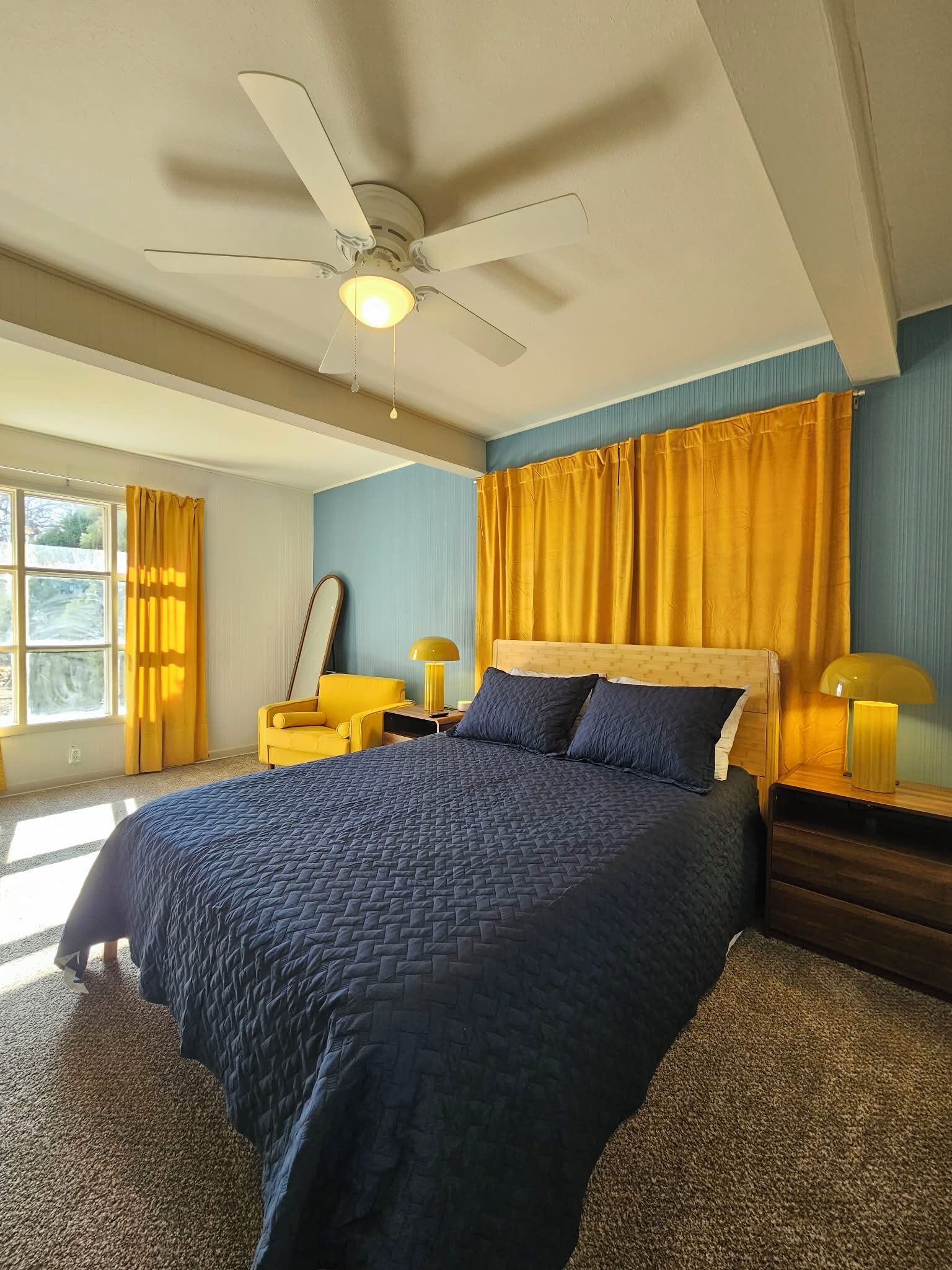 3 bedrooms, desk, iron/ironing board, free WiFi