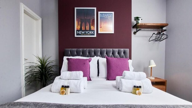 Căn hộ phong cách cổ điển, 1 giường đôi và sofa giường, bếp | Bàn ủi/dụng cụ ủi quần áo, truy cập Internet không dây miễn phí