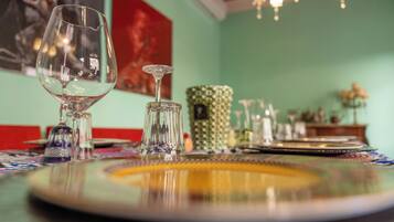 Villa, 5 Bedrooms, Smoking, Private Pool | Dining room
