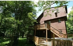 Exterior - Spacious Lake Harmony Rental With Hot Tub, Pool Table, Custom Bar And Much More! (Lake Harmony)