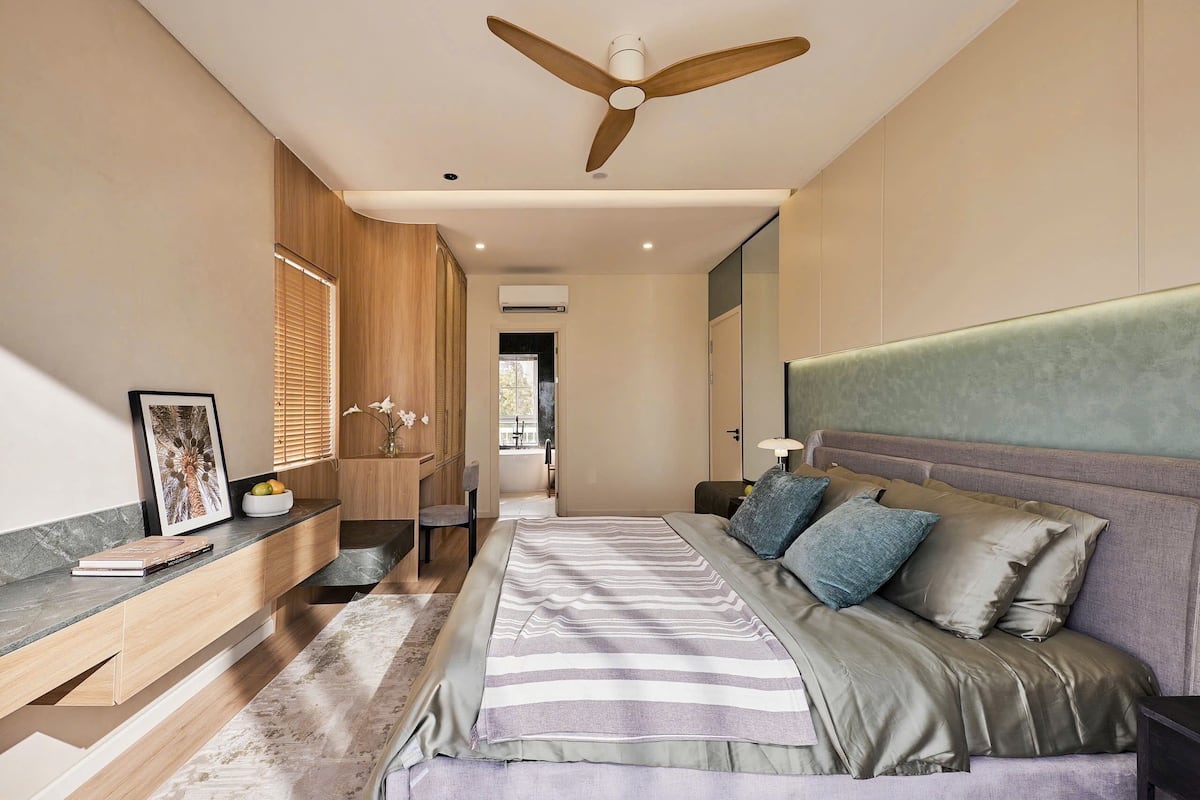 Vila panorâmica | Banheiro | Chuveiro/banheira combinados, banheira de imersão