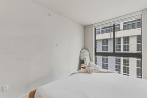 1 bedroom, iron/ironing board, WiFi, bed sheets - Luxe 1BR | FIFA Fan Fest | Skyline Pool (Miami)