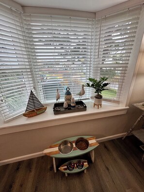 Interior - Peaceful Carolina Beach Escape - First‑Floor, Gated, Steps to Beach & Yacht Club (Carolina Beach)