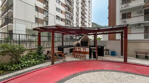 Outdoor dining - Near Rodrigo de Freitas Lagoon | PC308 (Rio de Janeiro)