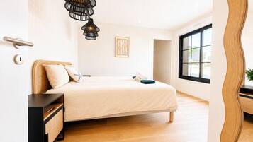 3 chambres, fer et planche à repasser, Wi-Fi gratuit, draps fournis