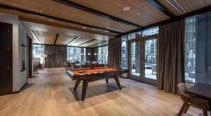 Games room - Luxury Apt Heart of Seaport Walk Downtown (Boston, MA)