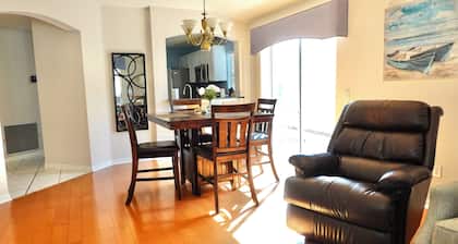 2/2 Courtyard Villa in Santiago