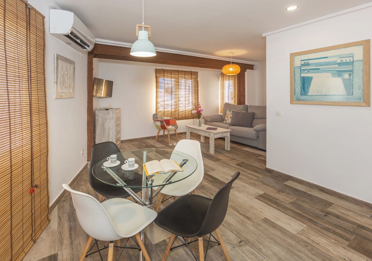 Lägenhet Comfort - utsikt mot staden | Vardagsrum