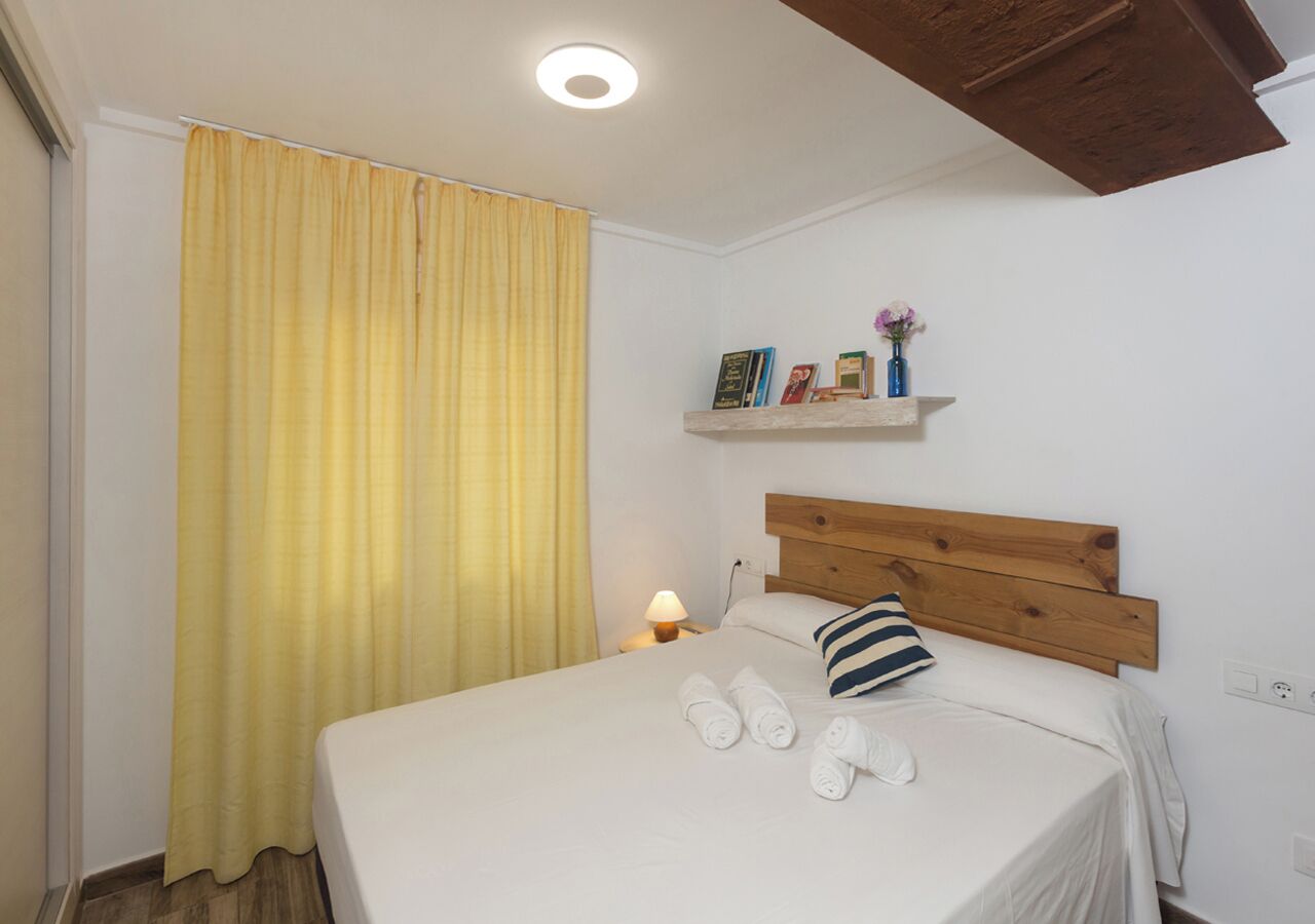 Lägenhet Comfort - utsikt mot staden | Strykjärn/strykbräda och gratis wi-fi