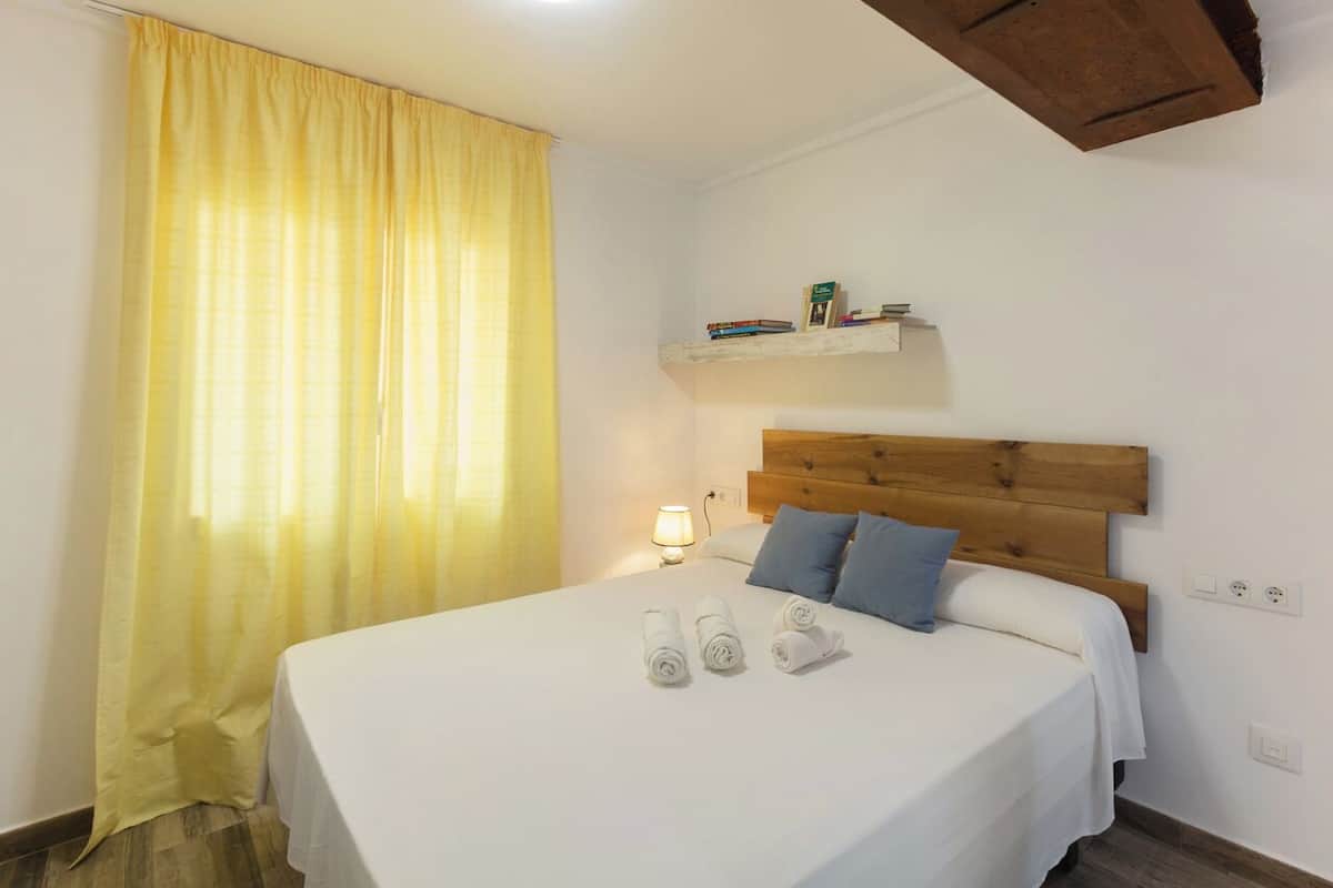 Lägenhet Economy - utsikt mot staden | Strykjärn/strykbräda och gratis wi-fi