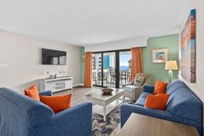 TV - Walk to Boardwalk + SkyWheel | Central Location (Myrtle Beach)