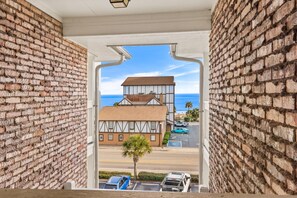 Interior - Walk to Boardwalk + SkyWheel | Central Location (Myrtle Beach)