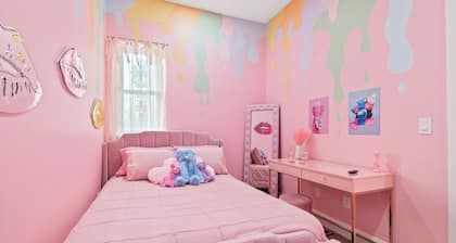 Pink Mini Unit With Pool in Philly