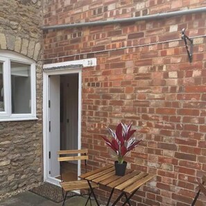 Tempat makan outdoor