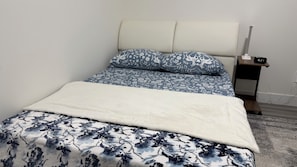 1 室のベッドルーム、アイロン / アイロン台、WiFi、ベッドシーツ