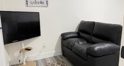 Brand‑New Executive Studio - Perfect for Business Trips or Couples Getaway