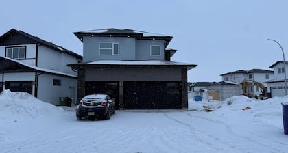 Brand‑New Executive Studio - Perfect for Business Trips or Couples Getaway