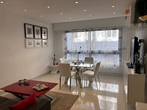 Dining - 100 m from Croisette beaches, Palais des Festivals, 2 rooms Ideal congrès (Cannes)
