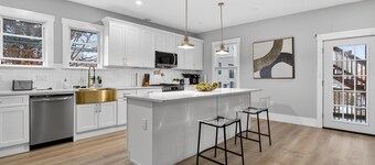 Enjoyable 3-bedroom condo with AC in vibrant Boston