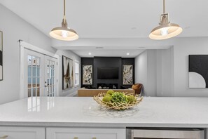 Interior - Enjoyable 3-bedroom condo with AC in vibrant Boston (Boston)