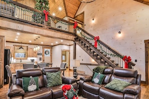 Interior - The Cypress Lodge in Ellijay (Ellijay)