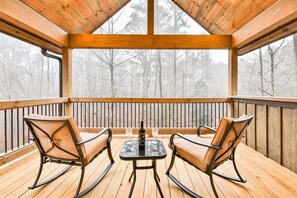 Property grounds - The Cypress Lodge in Ellijay (Ellijay)