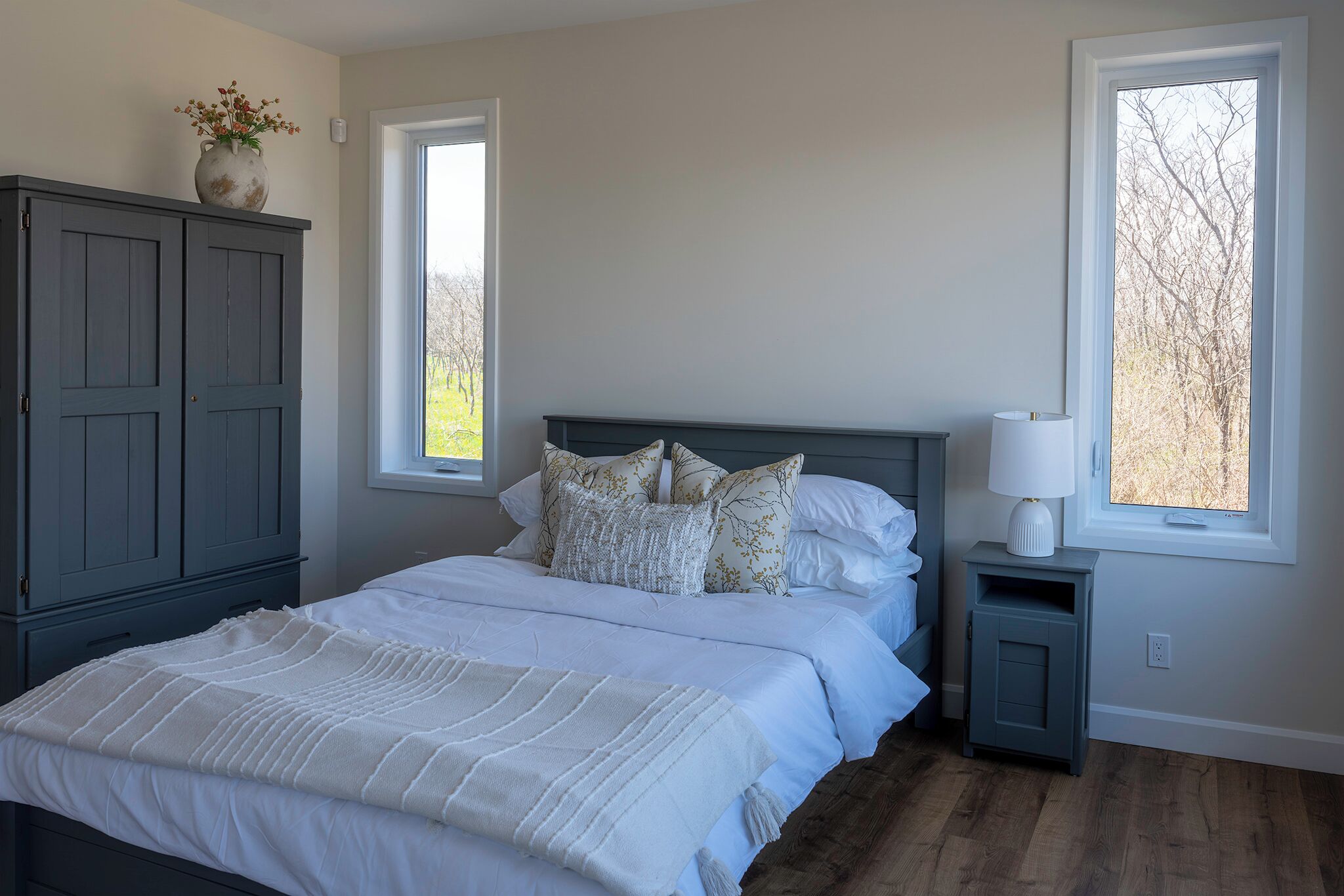 4 chambres, bureau, accès au Wi-Fi (inclus), literie fournie
