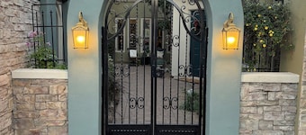 Cozy Private Casita, Quiet & Comfortable