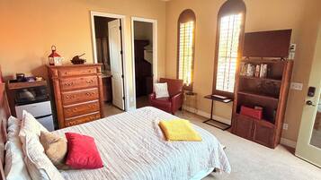 Iron/ironing board, free WiFi, bed sheets, wheelchair access