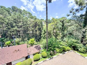 Apartment | Property grounds - Apê Bosque do Silencio (Campos do Jordão)