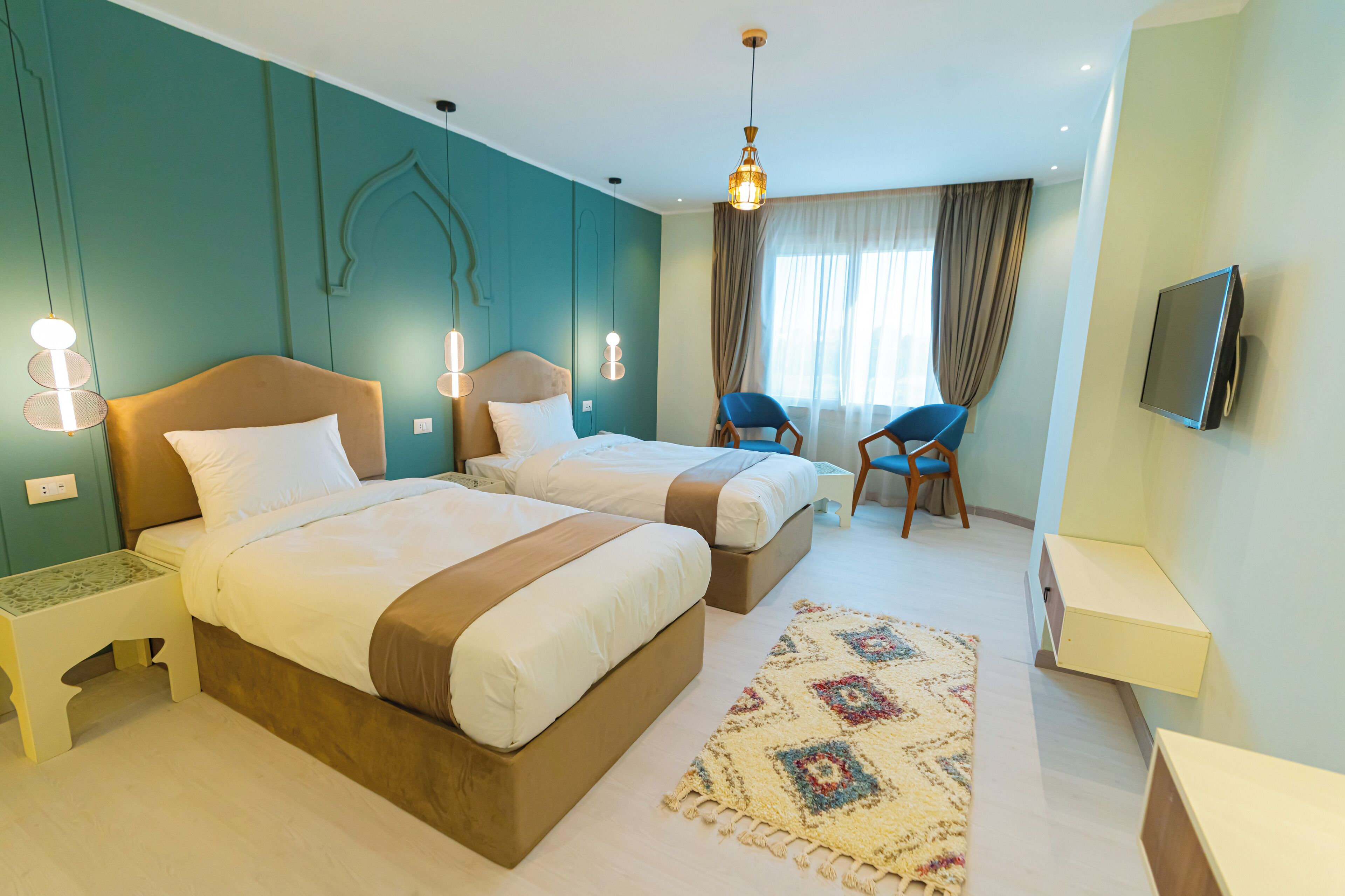 Habitación superior con 1 cama doble o 2 individuales, vistas al campo de golf | Caja fuerte y wifi gratis