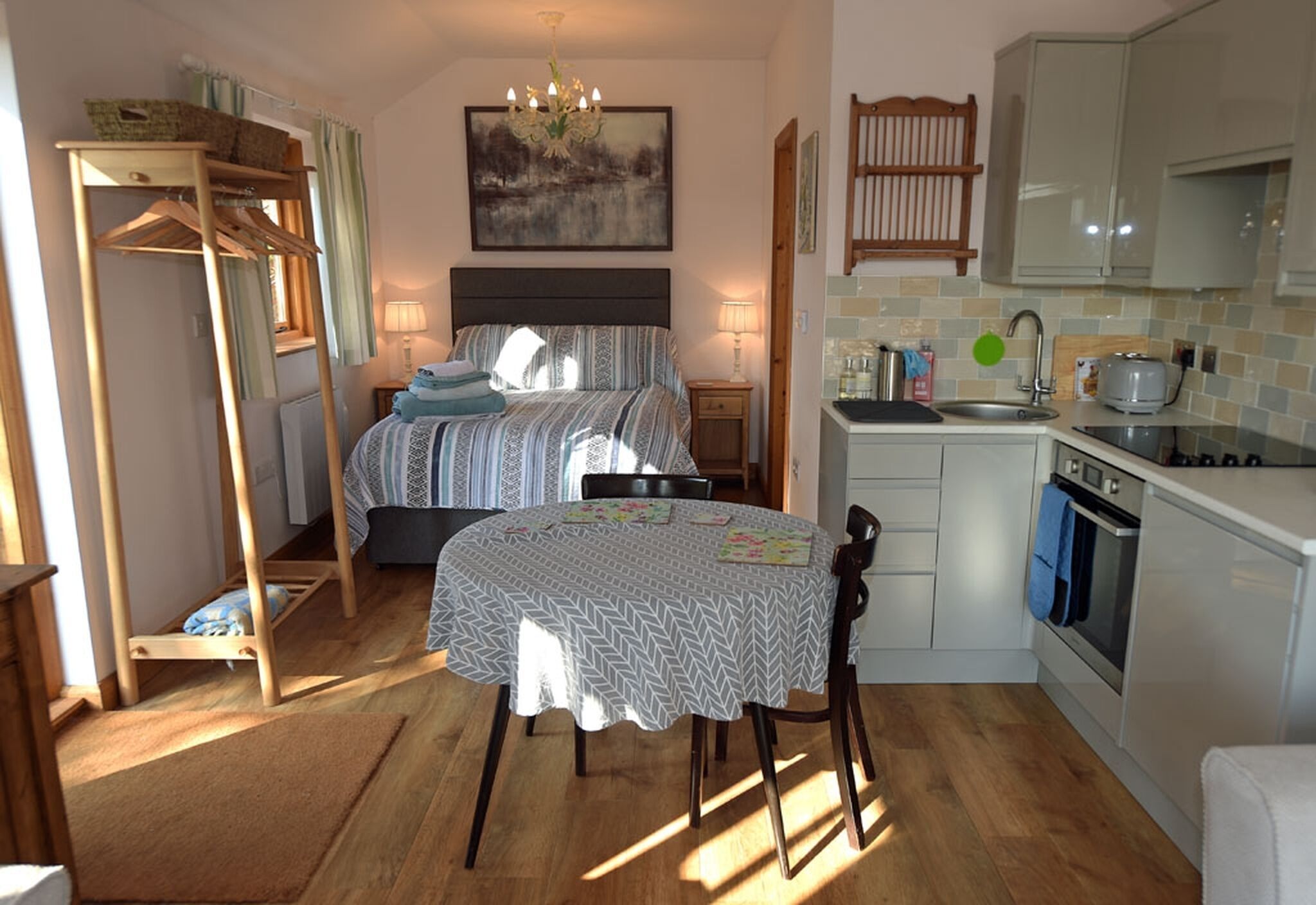 1 bedroom, iron/ironing board, WiFi, bed sheets