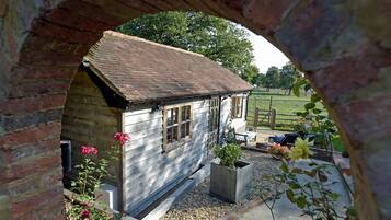 Enceinte de lâhĂ©bergement