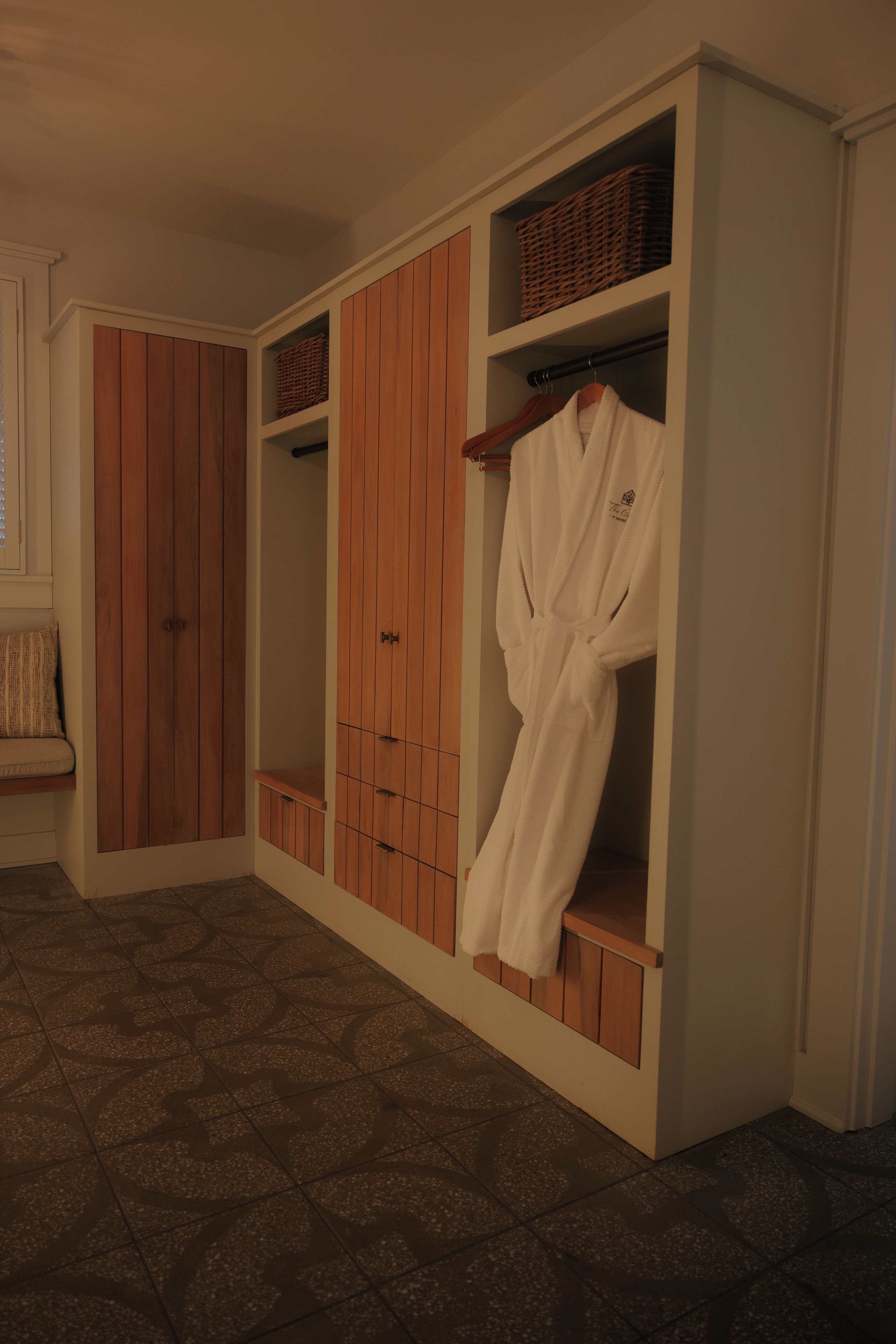 Standard Suite | In-room safe, blackout drapes, iron/ironing board, free WiFi