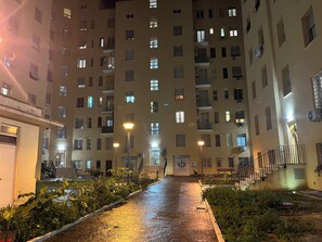 Exterior - Cozy apartment, ideal for couples, families and business trips (Roma)