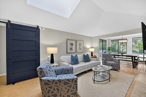 Smart TV - The Cottage on Summerwind (Seabrook Island)