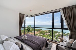 Apartment, 2 Bedrooms, Accessible, Smoking - 2 Bed Room Sea View Luxury Unit - Beachfront Unit (Pattaya)