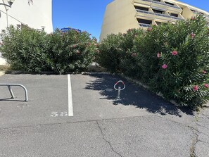 Property grounds - Naturiste Cap d'Agde Héliopolis F 68 (Agde)