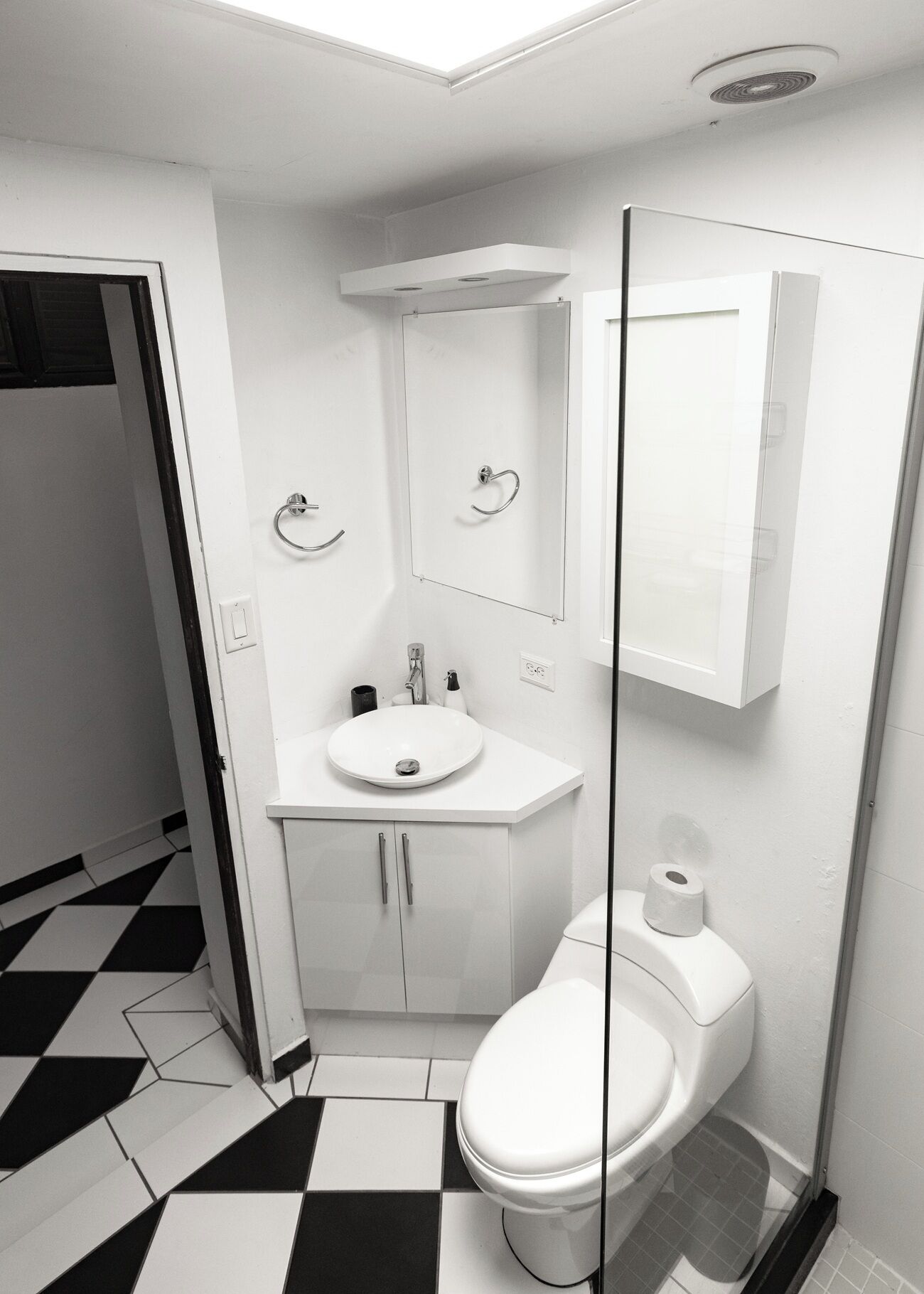 Apartment | Bathroom